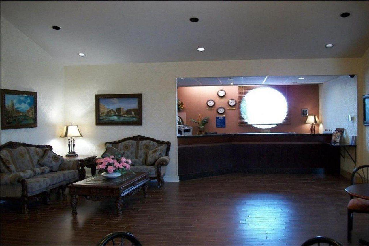 Americas Best Value Inn Romulus/Detroit Airport Exterior photo